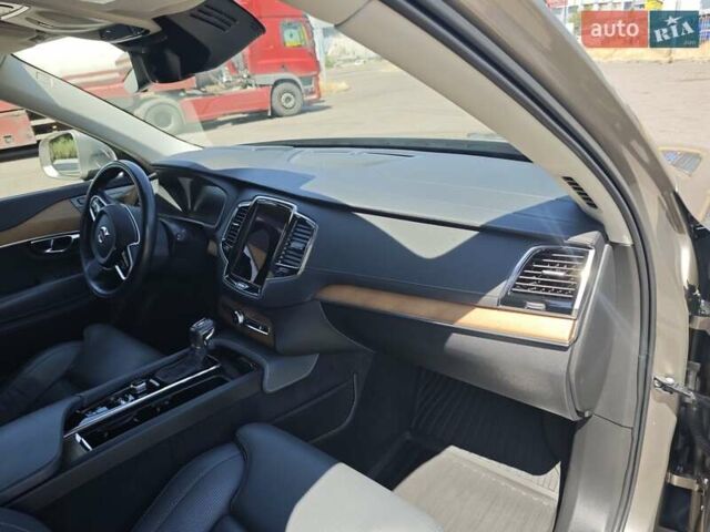 Бежевый Вольво ХС90, объемом двигателя 1.97 л и пробегом 162 тыс. км за 29999 $, фото 71 на Automoto.ua