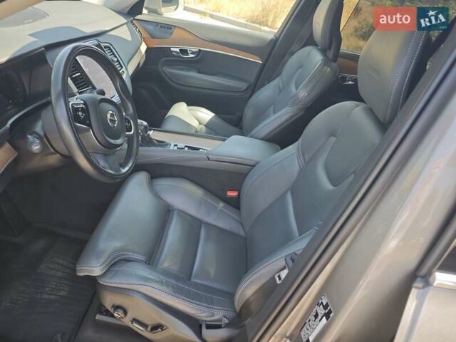 Бежевый Вольво ХС90, объемом двигателя 1.97 л и пробегом 162 тыс. км за 29999 $, фото 38 на Automoto.ua