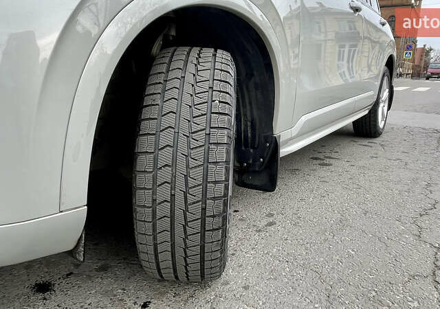 Бежевий Вольво ХС90, об'ємом двигуна 1.97 л та пробігом 86 тис. км за 38900 $, фото 8 на Automoto.ua