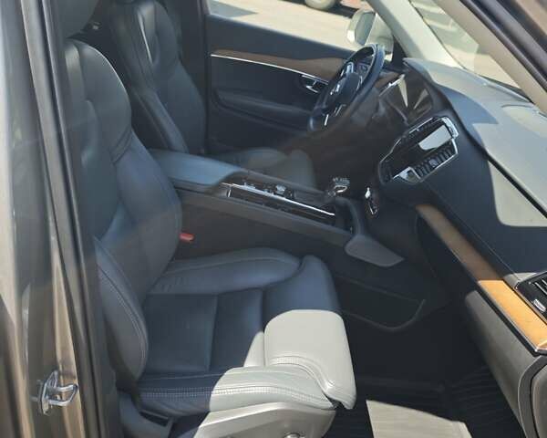 Бежевый Вольво ХС90, объемом двигателя 1.97 л и пробегом 162 тыс. км за 29999 $, фото 69 на Automoto.ua