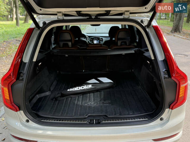 Бежевий Вольво ХС90, об'ємом двигуна 1.97 л та пробігом 86 тис. км за 38900 $, фото 28 на Automoto.ua