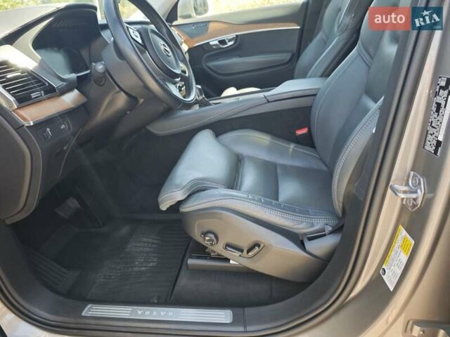 Бежевый Вольво ХС90, объемом двигателя 1.97 л и пробегом 162 тыс. км за 29999 $, фото 37 на Automoto.ua