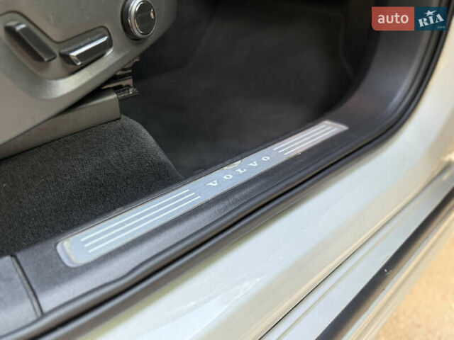 Бежевий Вольво ХС90, об'ємом двигуна 1.97 л та пробігом 86 тис. км за 38900 $, фото 21 на Automoto.ua