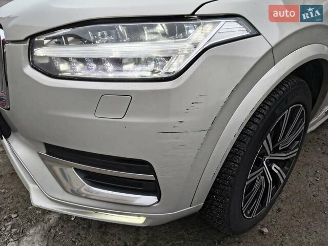 Бежевий Вольво ХС90, об'ємом двигуна 1.97 л та пробігом 195 тис. км за 36000 $, фото 16 на Automoto.ua