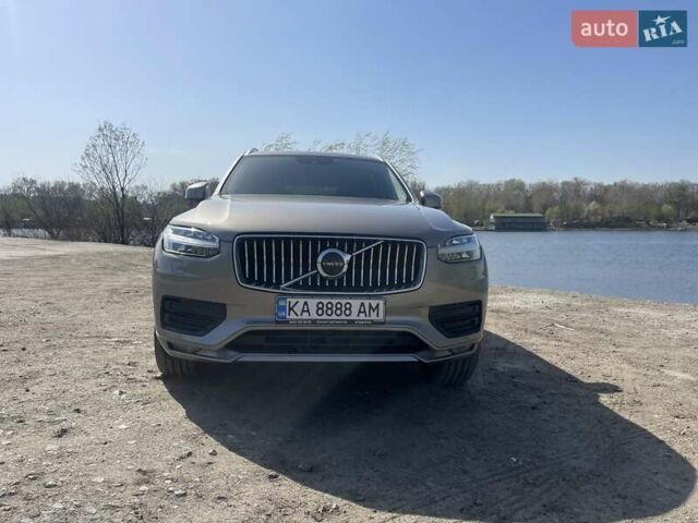 Бежевий Вольво ХС90, об'ємом двигуна 1.97 л та пробігом 139 тис. км за 38999 $, фото 2 на Automoto.ua