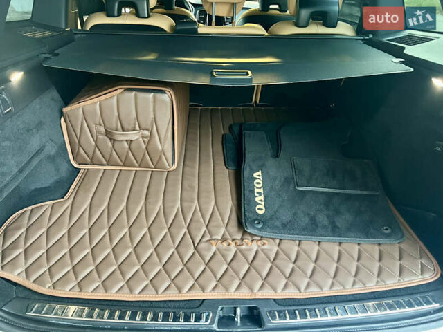 Бежевый Вольво ХС90, объемом двигателя 1.97 л и пробегом 114 тыс. км за 51500 $, фото 81 на Automoto.ua