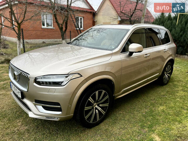 Бежевый Вольво ХС90, объемом двигателя 1.97 л и пробегом 43 тыс. км за 53000 $, фото 1 на Automoto.ua