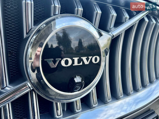 Бежевый Вольво ХС90, объемом двигателя 1.97 л и пробегом 114 тыс. км за 51500 $, фото 24 на Automoto.ua