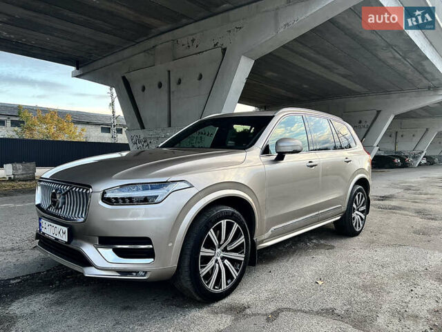 Бежевый Вольво ХС90, объемом двигателя 1.97 л и пробегом 114 тыс. км за 51500 $, фото 3 на Automoto.ua