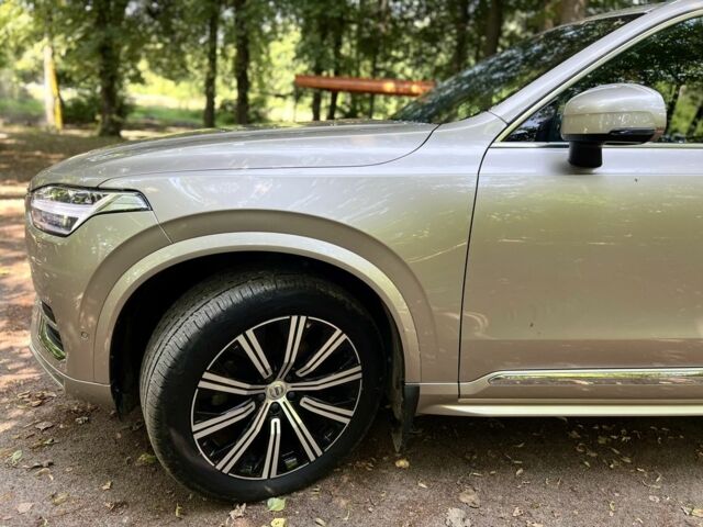 Бежевий Вольво ХС90, об'ємом двигуна 2 л та пробігом 42 тис. км за 55900 $, фото 7 на Automoto.ua