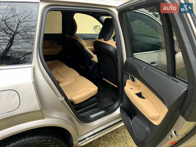 Бежевый Вольво ХС90, объемом двигателя 1.97 л и пробегом 43 тыс. км за 53000 $, фото 17 на Automoto.ua