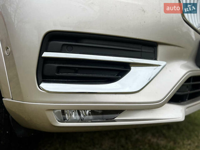 Бежевый Вольво ХС90, объемом двигателя 1.97 л и пробегом 43 тыс. км за 53000 $, фото 6 на Automoto.ua