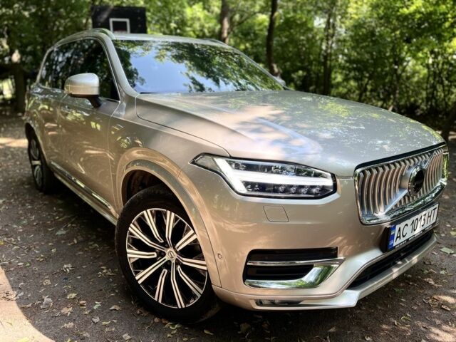 Бежевий Вольво ХС90, об'ємом двигуна 2 л та пробігом 42 тис. км за 55900 $, фото 2 на Automoto.ua