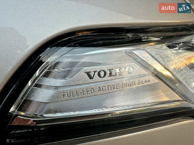 Бежевый Вольво ХС90, объемом двигателя 1.97 л и пробегом 114 тыс. км за 51500 $, фото 66 на Automoto.ua