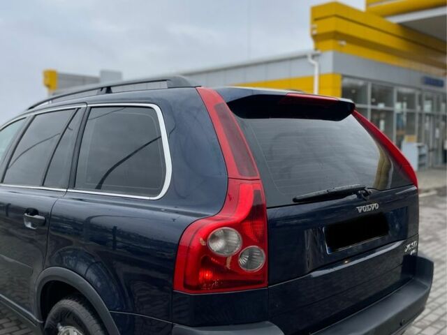 Чорний Вольво ХС90, об'ємом двигуна 2.4 л та пробігом 320 тис. км за 5365 $, фото 3 на Automoto.ua