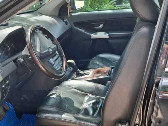 Черный Вольво ХС90, объемом двигателя 0 л и пробегом 340 тыс. км за 4800 $, фото 4 на Automoto.ua