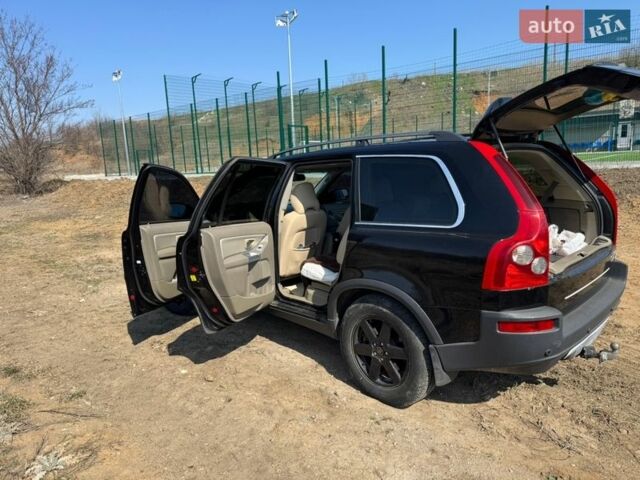 Чорний Вольво ХС90, об'ємом двигуна 2.4 л та пробігом 265 тис. км за 9000 $, фото 4 на Automoto.ua