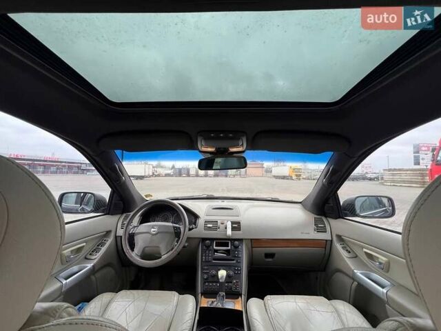 Черный Вольво ХС90, объемом двигателя 2.4 л и пробегом 282 тыс. км за 5600 $, фото 14 на Automoto.ua