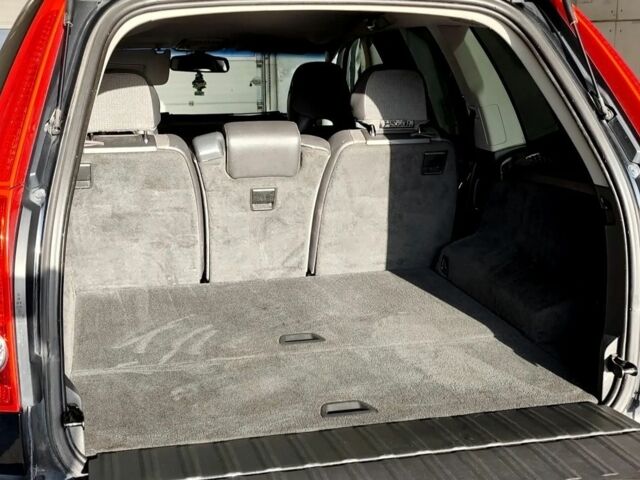 Вольво ХС90 2003 в Чернигове на Automoto.ua Черный Вольво ХС90, объемом двигателя 2.4 л и пробегом 247 тыс. км за 3850 $, фото 6 на Automoto.ua