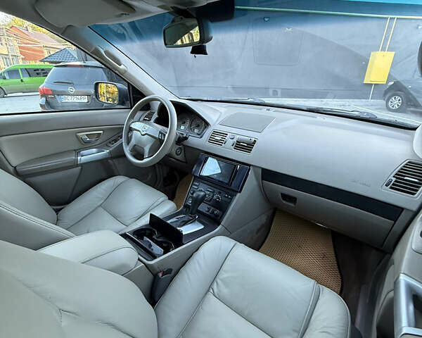 Черный Вольво ХС90, объемом двигателя 2.4 л и пробегом 570 тыс. км за 7999 $, фото 24 на Automoto.ua