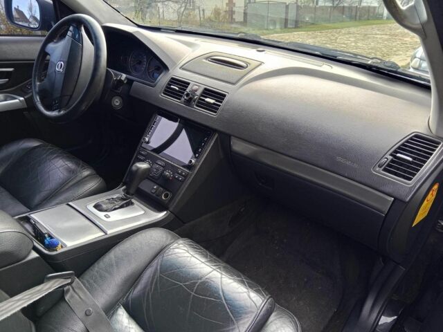 Черный Вольво ХС90, объемом двигателя 2.4 л и пробегом 340 тыс. км за 4800 $, фото 4 на Automoto.ua