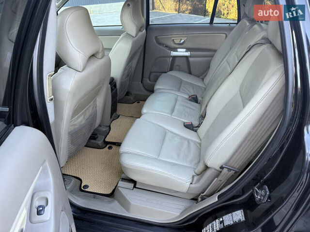 Черный Вольво ХС90, объемом двигателя 2.4 л и пробегом 570 тыс. км за 9199 $, фото 18 на Automoto.ua