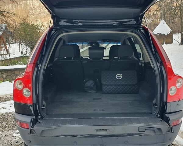 Черный Вольво ХС90, объемом двигателя 2.4 л и пробегом 365 тыс. км за 8800 $, фото 19 на Automoto.ua