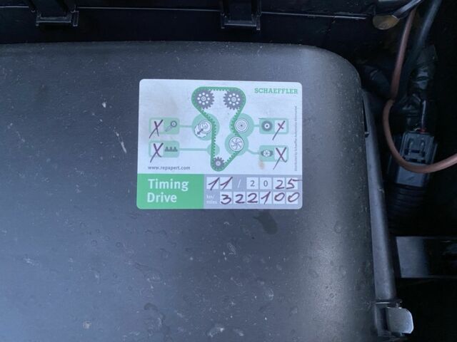 Черный Вольво ХС90, объемом двигателя 2.4 л и пробегом 322 тыс. км за 5550 $, фото 19 на Automoto.ua