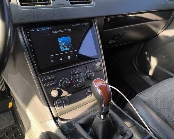 Черный Вольво ХС90, объемом двигателя 2.4 л и пробегом 365 тыс. км за 8000 $, фото 3 на Automoto.ua