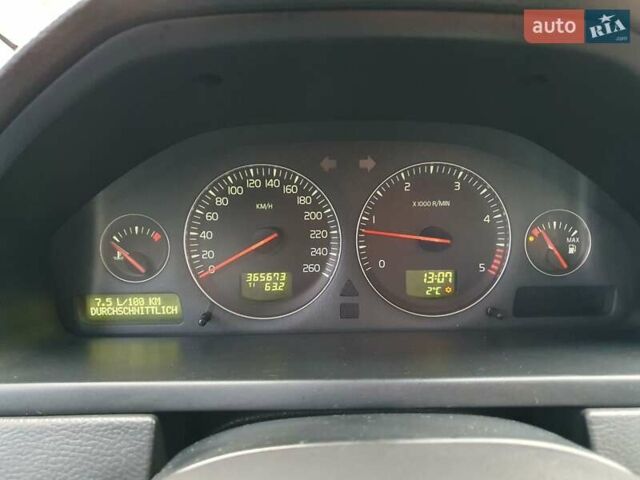 Черный Вольво ХС90, объемом двигателя 2.4 л и пробегом 365 тыс. км за 8800 $, фото 31 на Automoto.ua