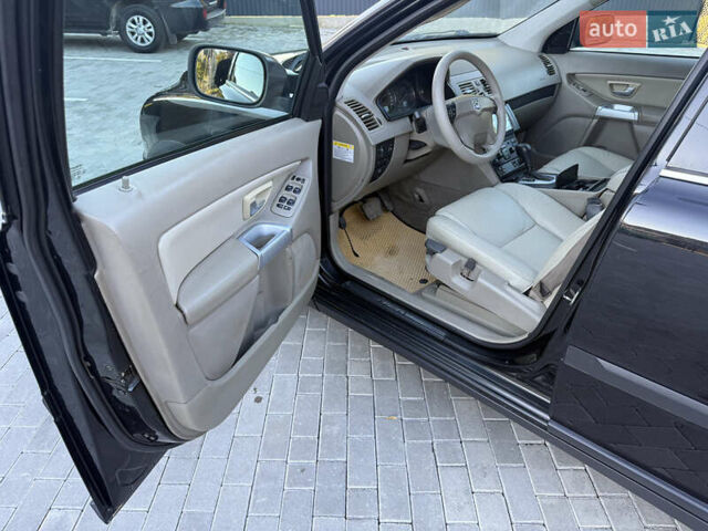 Черный Вольво ХС90, объемом двигателя 2.4 л и пробегом 570 тыс. км за 7999 $, фото 13 на Automoto.ua