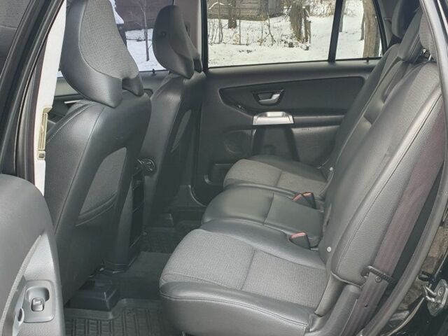 Черный Вольво ХС90, объемом двигателя 2.4 л и пробегом 365 тыс. км за 8800 $, фото 23 на Automoto.ua