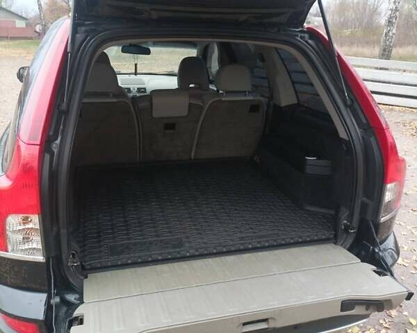 Черный Вольво ХС90, объемом двигателя 2.4 л и пробегом 230 тыс. км за 10500 $, фото 37 на Automoto.ua