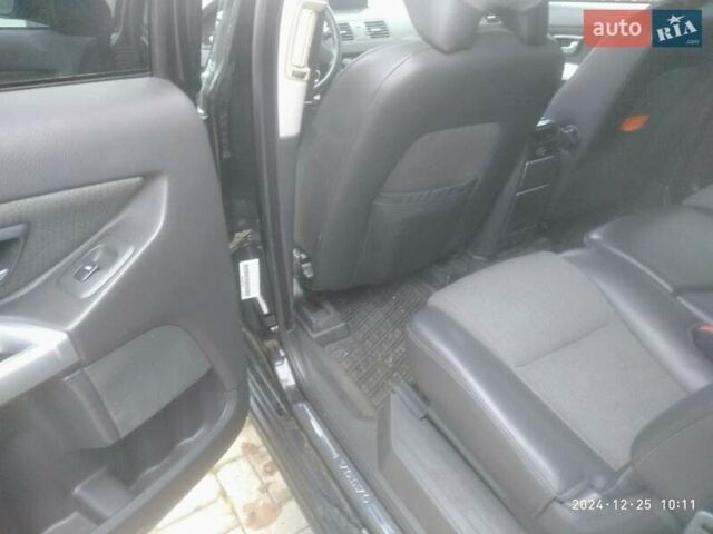 Черный Вольво ХС90, объемом двигателя 2.5 л и пробегом 293 тыс. км за 10800 $, фото 22 на Automoto.ua