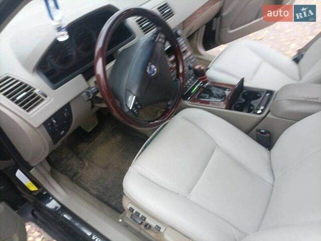 Черный Вольво ХС90, объемом двигателя 2.4 л и пробегом 230 тыс. км за 10500 $, фото 34 на Automoto.ua