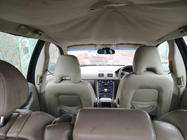 Черный Вольво ХС90, объемом двигателя 2.4 л и пробегом 340 тыс. км за 4375 $, фото 3 на Automoto.ua