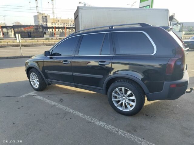 Черный Вольво ХС90, объемом двигателя 2.4 л и пробегом 352 тыс. км за 6500 $, фото 2 на Automoto.ua