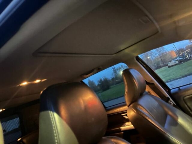 Чорний Вольво ХС90, об'ємом двигуна 2.4 л та пробігом 300 тис. км за 5600 $, фото 12 на Automoto.ua