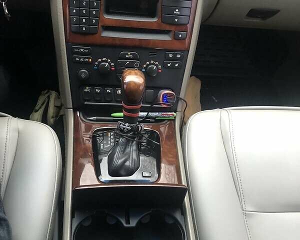 Черный Вольво ХС90, объемом двигателя 2.4 л и пробегом 230 тыс. км за 10500 $, фото 40 на Automoto.ua