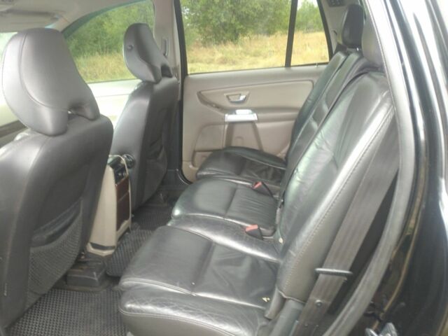 Черный Вольво ХС90, объемом двигателя 0 л и пробегом 350 тыс. км за 5500 $, фото 5 на Automoto.ua