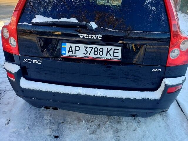 Черный Вольво ХС90, объемом двигателя 2.5 л и пробегом 330 тыс. км за 8000 $, фото 2 на Automoto.ua