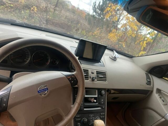 Черный Вольво ХС90, объемом двигателя 2.4 л и пробегом 352 тыс. км за 6500 $, фото 3 на Automoto.ua