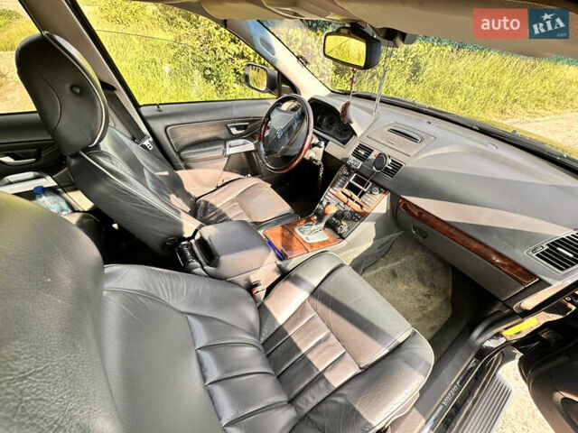 Черный Вольво ХС90, объемом двигателя 4.41 л и пробегом 290 тыс. км за 12000 $, фото 20 на Automoto.ua