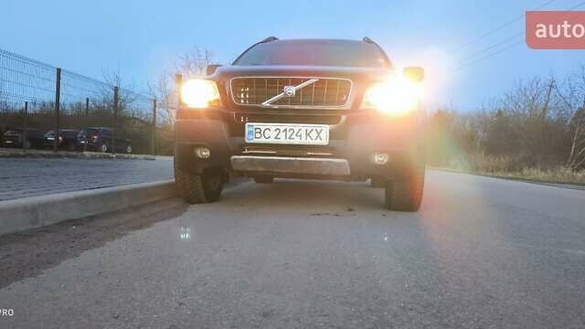 Черный Вольво ХС90, объемом двигателя 2.4 л и пробегом 325 тыс. км за 10500 $, фото 2 на Automoto.ua