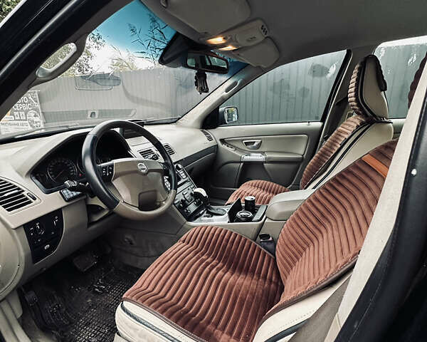 Черный Вольво ХС90, объемом двигателя 2.4 л и пробегом 323 тыс. км за 7900 $, фото 8 на Automoto.ua