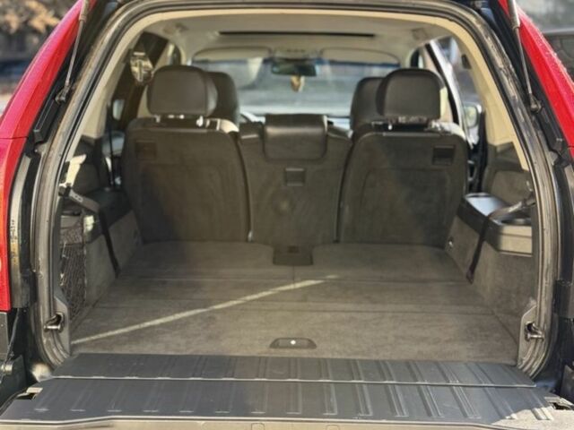 Чорний Вольво ХС90, об'ємом двигуна 2.4 л та пробігом 300 тис. км за 6000 $, фото 12 на Automoto.ua