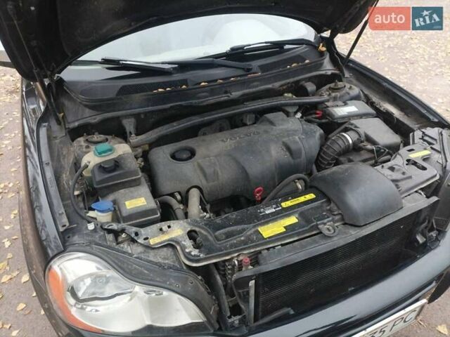 Черный Вольво ХС90, объемом двигателя 2.4 л и пробегом 230 тыс. км за 10500 $, фото 26 на Automoto.ua