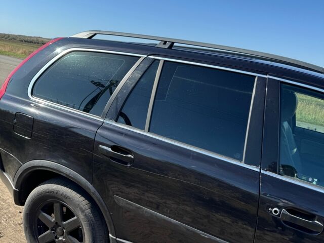 Черный Вольво ХС90, объемом двигателя 2.5 л и пробегом 300 тыс. км за 5500 $, фото 3 на Automoto.ua