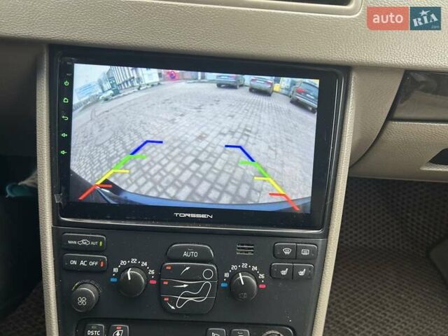 Чорний Вольво ХС90, об'ємом двигуна 2.4 л та пробігом 282 тис. км за 8950 $, фото 9 на Automoto.ua