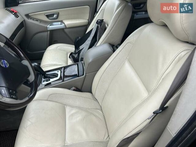 Чорний Вольво ХС90, об'ємом двигуна 2.4 л та пробігом 282 тис. км за 8950 $, фото 10 на Automoto.ua